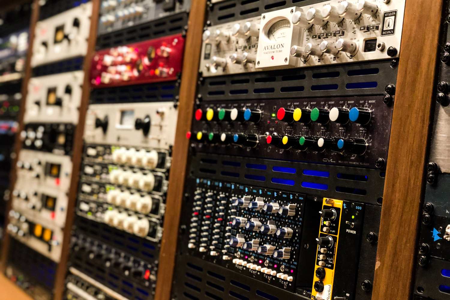 hardware eq