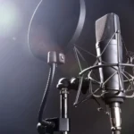Tu primer kit de artista (barato): micrófono, interfaz y setup básico para grabar voces decentes